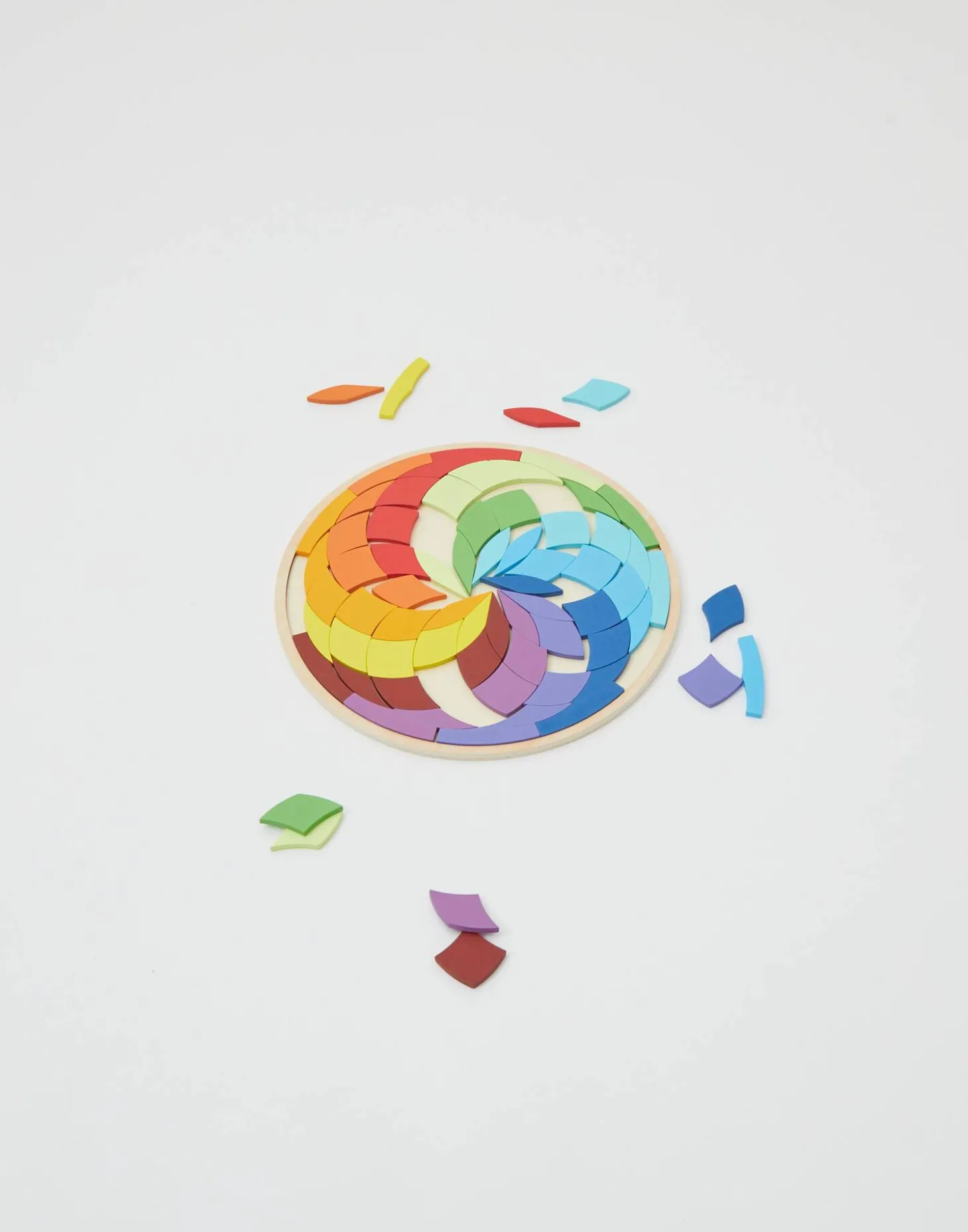 Natura Selection Juegos>Tangram Circular